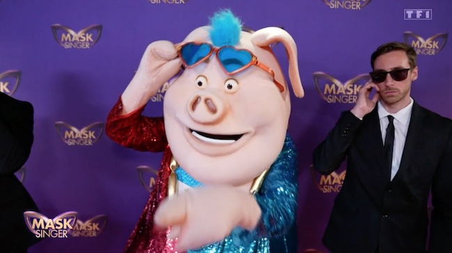 « Mask Singer » : qui se cache derrière le cochon ? « Mask Singer » : qui se cache derrière le cochon ?